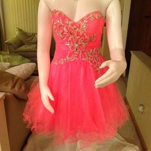 Women's homecoming dress Alyce size 6 neon orange